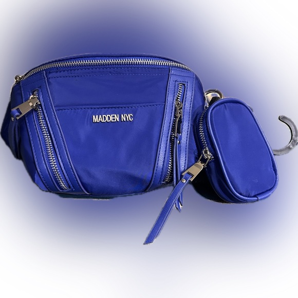 STEVE MADDEN NYC Royal Blue Fannypack/Belt Bag - Picture 3 of 4